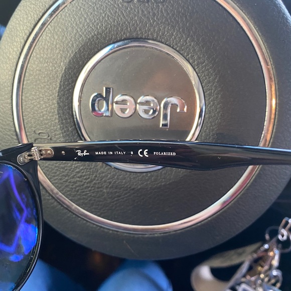 Rayban wayfarers - Picture 3 of 6